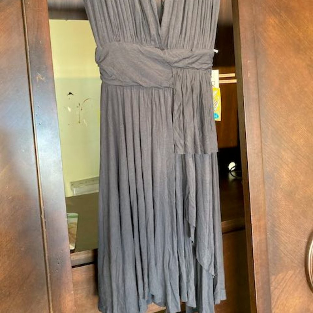 flattering knee length comfortable AND sexy new dress